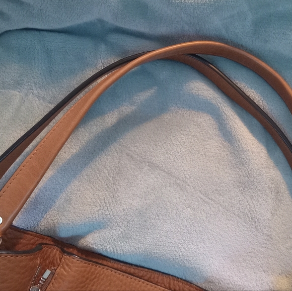 Burberry Maidstone Leather Tote Bag - Picture 6 of 14